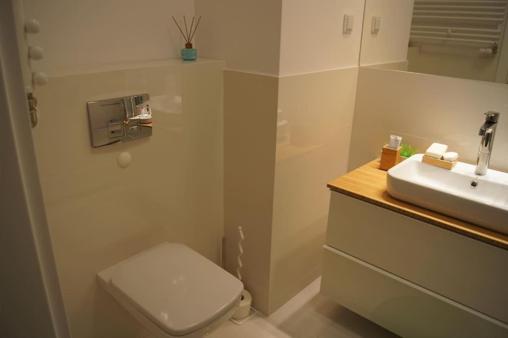 Cichy, Nowoczesny, Komfortowy Przy Galerii Mokotow Appartement Warschau Buitenkant foto