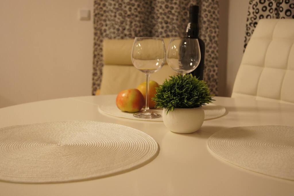 Cichy, Nowoczesny, Komfortowy Przy Galerii Mokotow Appartement Warschau Buitenkant foto